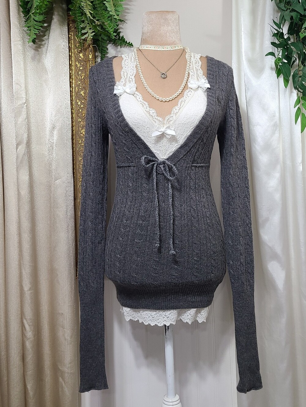 ♡ Y2K ♡ Vintage Abercrombie Grey Wool Rabbit Hair Babydoll Sweater Waist Tie